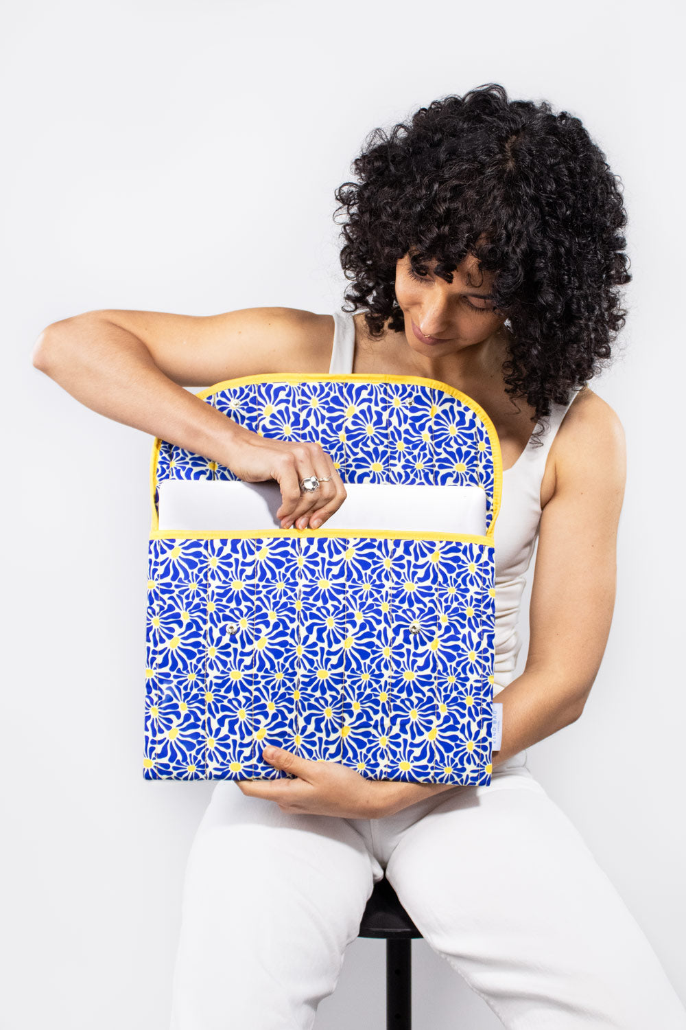 Abstract Flowers Blue | 16 Inch Laptop Sleeve