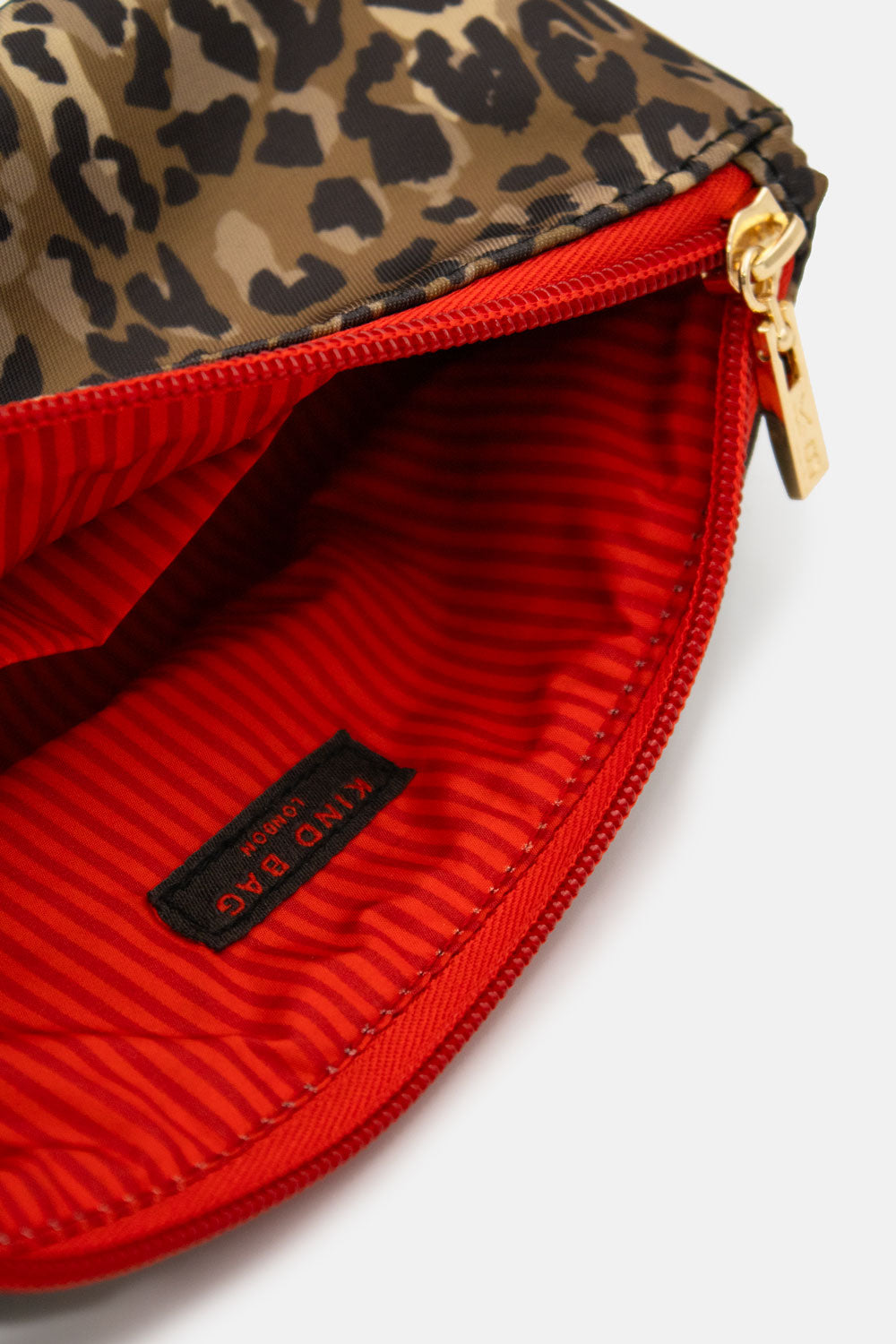 Essentials Case | Leopard