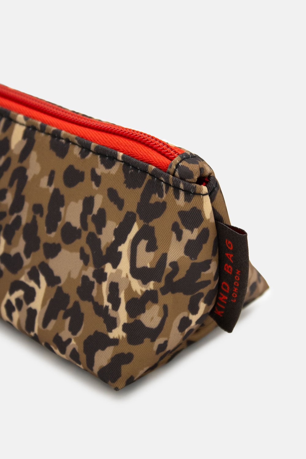 Essentials Case | Leopard