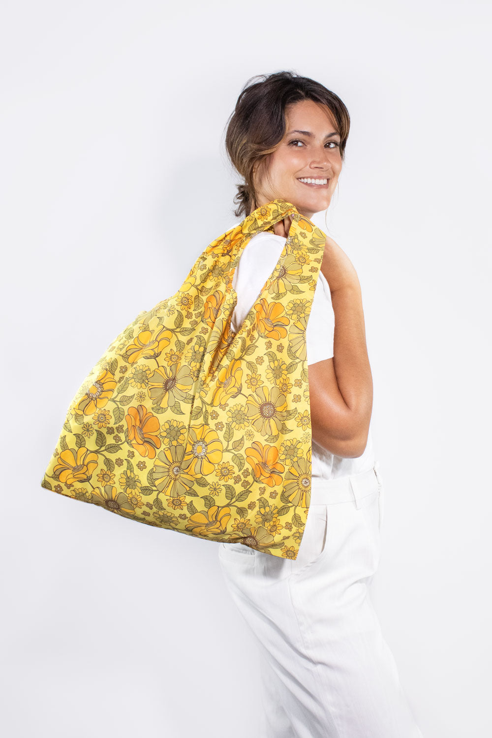 Retro Flowers | Medium Reusable Bag